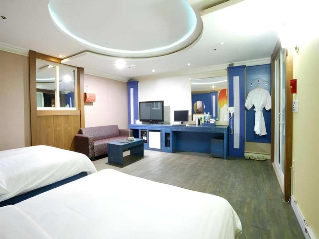 Hotel Head-One Uijeongbu Extérieur photo