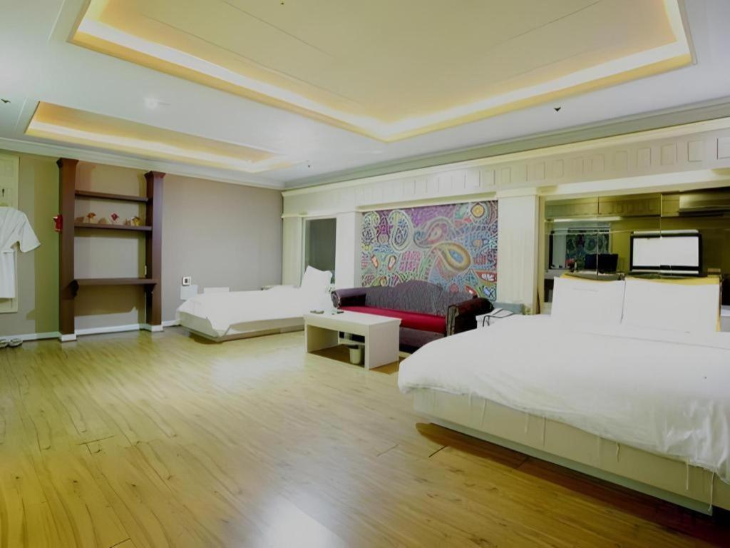 Hotel Head-One Uijeongbu Extérieur photo
