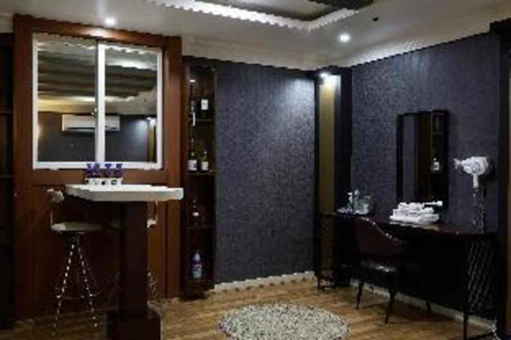 Hotel Head-One Uijeongbu Extérieur photo