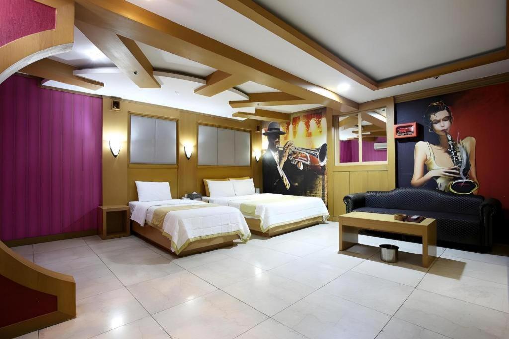 Hotel Head-One Uijeongbu Extérieur photo