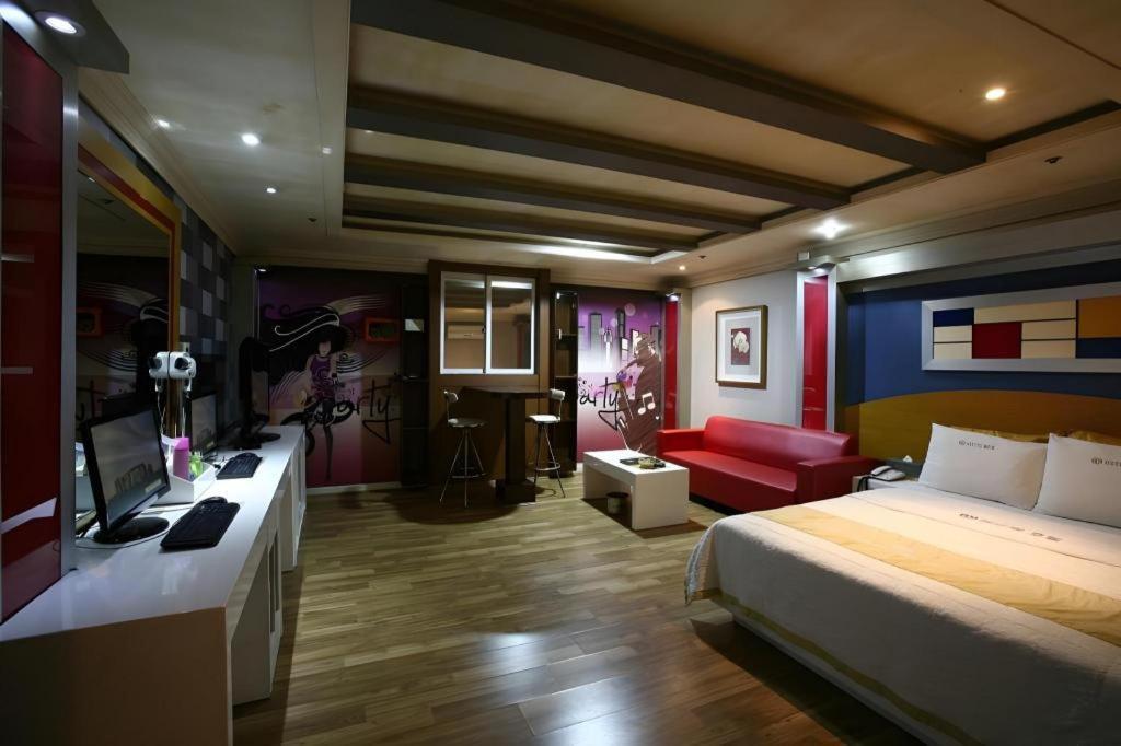 Hotel Head-One Uijeongbu Extérieur photo